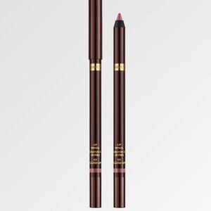 Tom Ford Lip Pencil 101 close up